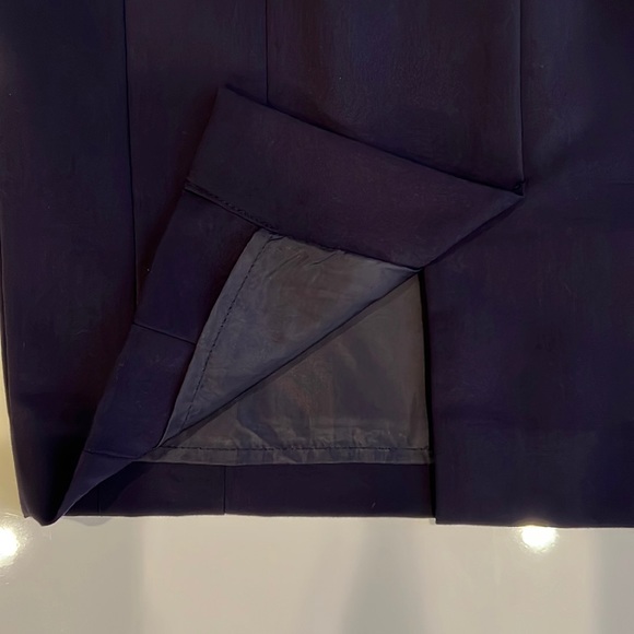 Gorgeous Navy pencil Skirt H&M, lined - Picture 4 of 8